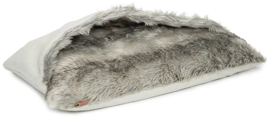 Designed By Lotte Kussen Met Slaapzak Rizla Grijs 1 Designed By Lotte Kussen Met Slaapzak Rizla Grijs